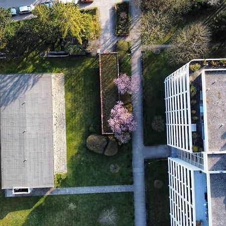 Apartment Mit Balkon Und Privatparkplatz Аугсбург Екстер'єр фото